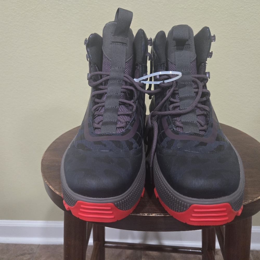 Stella McCartney Women's Terrex Hiking Boots, Size 9